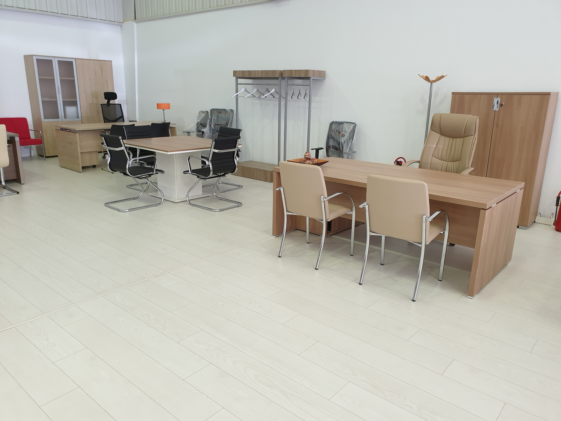 showroom2