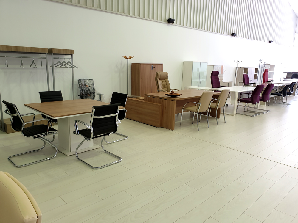 Exposición de Muebles de Oficina en Málaga - Mecablas